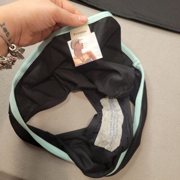 Merona Black Tankini and Bottom Swimsuit Swimwear - Picture 2 of 6